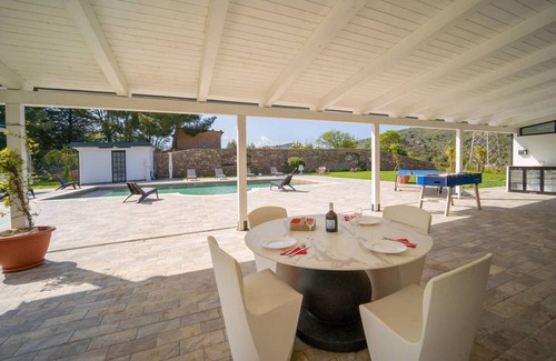 Belmonte Mezzagno House | 785 m² House ∙ 8 bedrooms ∙ 19 guests