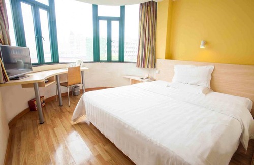 Boluo County Hotel | 7Days Inn Bo Luo Coach Terminal Station
