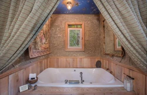 Wellborn Bed & Breakfast | 7F Lodge and Events