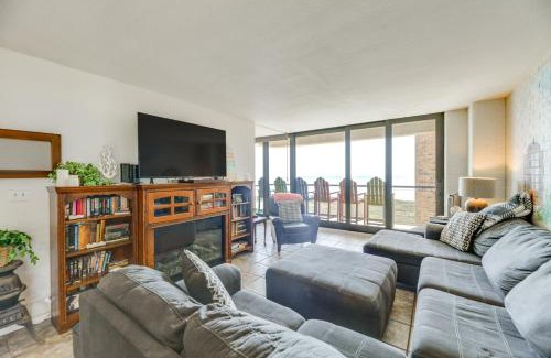 Port Aransas Apartment | 7th-Floor Oceanfront Unit with Pools in Port Aransas
