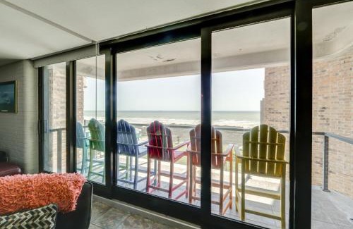 Port Aransas Apartment | 7th-Floor Oceanfront Unit with Pools in Port Aransas