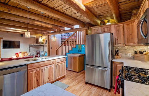 Canoncito House | 7thNtfree CasadeVaca II SantaFeAdobeCharm!