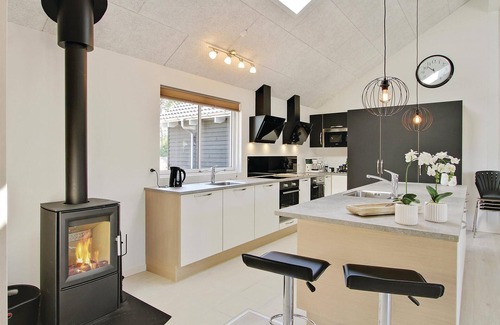 Bedegaard House | 8 bedroom awesome home in Nexø