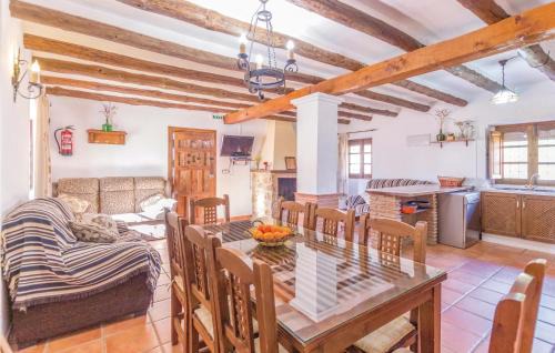 Iznajar House | 8 Bedroom Lovely Home In Iznájar