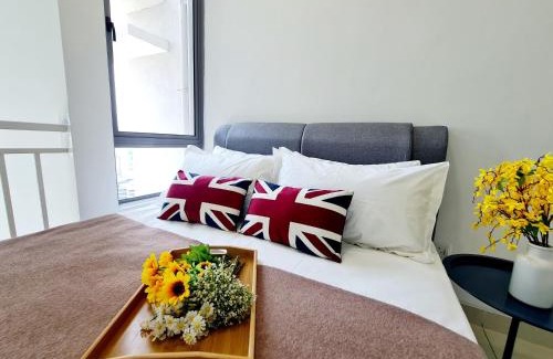 Cyberjaya Apartment | 8 Guest Duplex 1 Room Studio Cyberjaya Hospital DPulze Shaftsbury MMU Limkokwing KLIA Transit Putrajaya