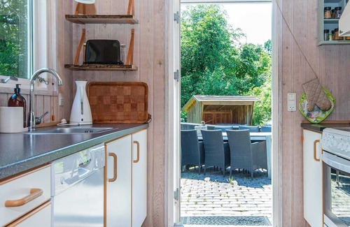 Fjellerup Strand House | 8 person holiday home in Glesborg-By Traum