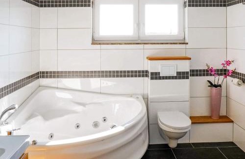Glommen House | 8 person holiday home in GLOMMEN-By Traum