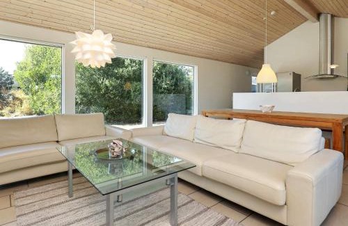 Aalbaek House | 8 person holiday home in Ålbæk-By Traum