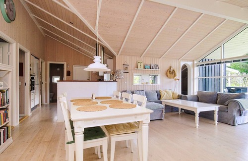Horve House | 8 person holiday home in Hørve-By Traum