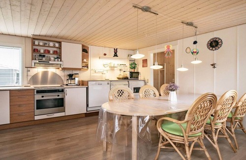 Hou House | 8 person holiday home in Hals-By Traum