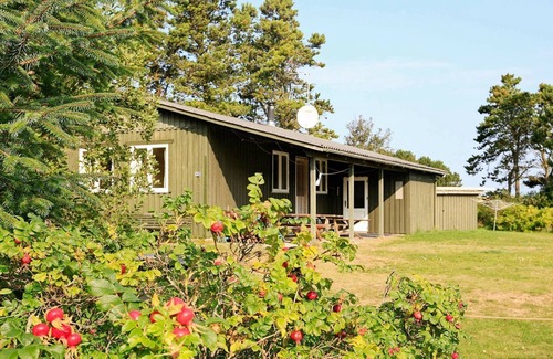 Bratten Strand House | 8 person holiday home in Jerup