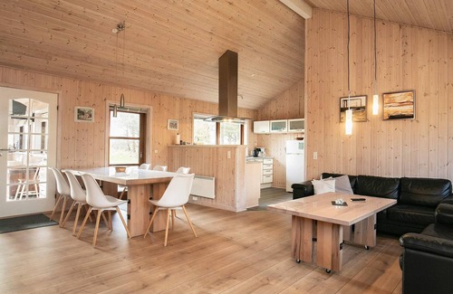 Nr. Lyngby Strand House | 8 person holiday home in Løkken-By Traum