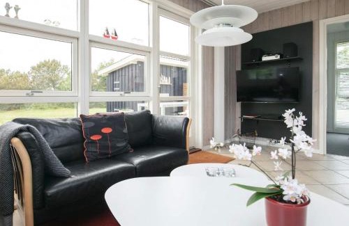 Lonstrup House | 8 person holiday home in Hjørring