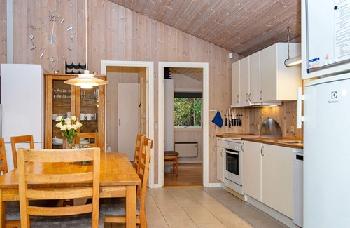 Jegum House | 8 person holiday home in Oksbøl