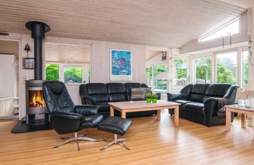 Nørre Lyngby House | 8 person holiday home in Løkken-By Traum