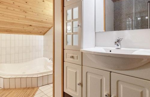 Nørre Lyngby House | 8 person holiday home in Løkken-By Traum