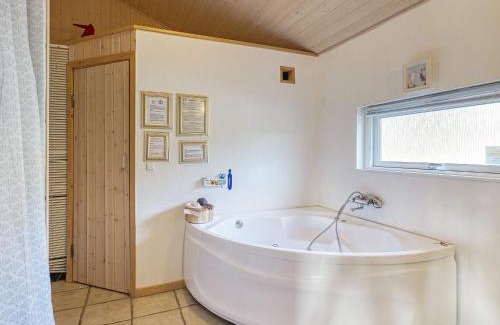 Rodby House | 8 person holiday home in Rødby-By Traum