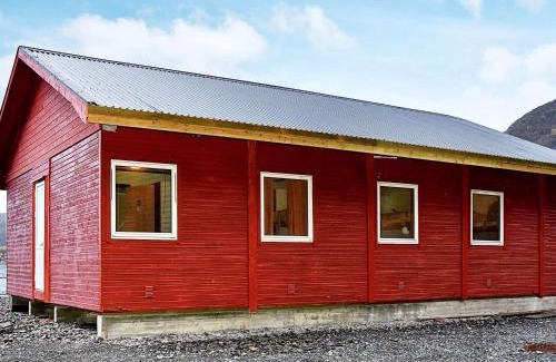 Afjord House | 8 person holiday home in Revsnes