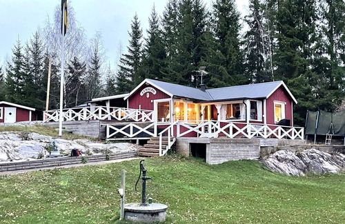 Finspang Municipality House | 8 person holiday home in FINSPÅNG