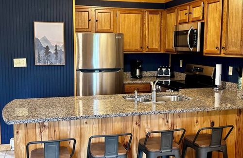 Snowshoe Apartment | 8 Powderidge, Snowshoe, WV - Slopeside Sanctuary