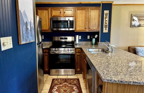 Snowshoe Apartment | 8 Powderidge, Snowshoe, WV - Slopeside Sanctuary