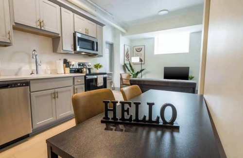 Downtown Louisville Apartment | 8- Unit Cozy Loft w/Free Parking | Louisville!