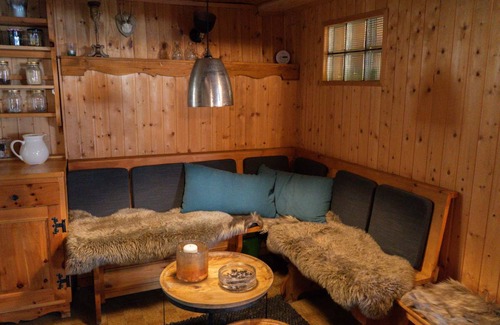 Stalden Apartment | 80 m² Apartment ∙ 2 bedrooms ∙ 3 guests
