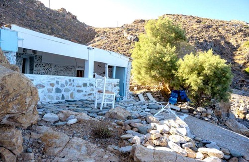 Syros House | 80 m² House ∙ 2 bedrooms ∙ 4 guests