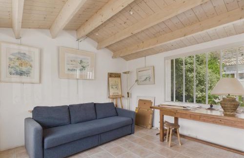 Les Portes-en-Re House | 800 m de la plage, maison pour 4 avec terrasse