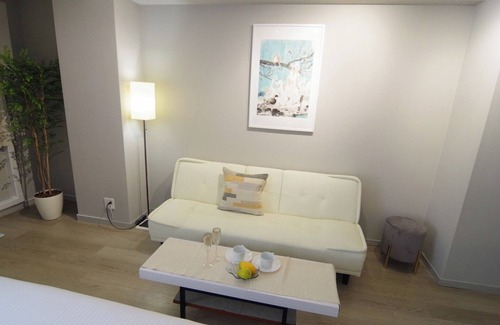 Namba Apartment | 803 6 minutes walk from Nihonbashi Station Withi - 803/Osaka Ōsaka