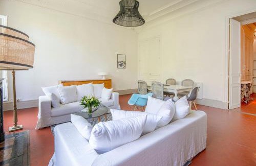 Palais de justice Apartment | 80m with garden view near the Old Port