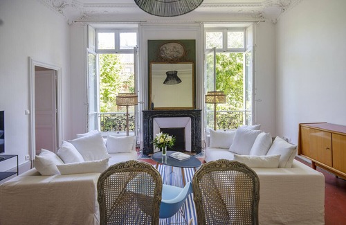 Palais de justice Apartment | 80m² with garden view near the Old Port