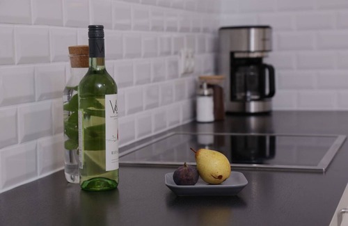 Prenzlauer Berg Apartment | 80QM CONTEMPORARY DESIGN APARTMENT by BENSIMON (4)