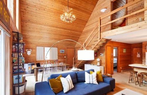 Tannersville Ski Chalet | 80s Ski Cabin, 5min to Hunter Mt