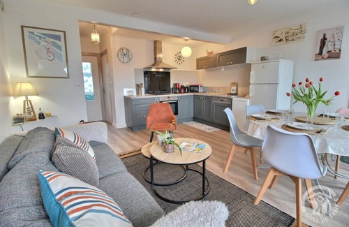 Loguivy House | 81 m² Gîte ∙ 3 bedrooms ∙ 5 guests