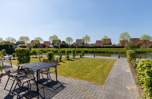 Oude-Tonge House | 83 m² House ∙ 2 bedrooms ∙ 4 guests