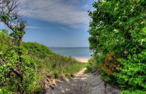 Sagamore Beach House | 83 Sagamore Road Sagamore Beach - - Cape Cod