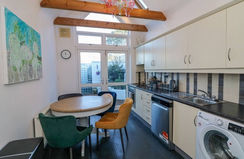 Wexford Cottage | 83 Upper John Street