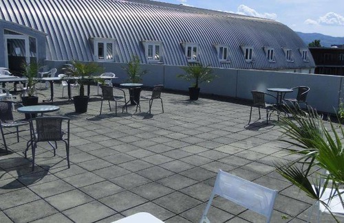 Stuhlinger Old Town Hostel | 85 m² Hostel ∙ 2 bedrooms ∙ 10 guests