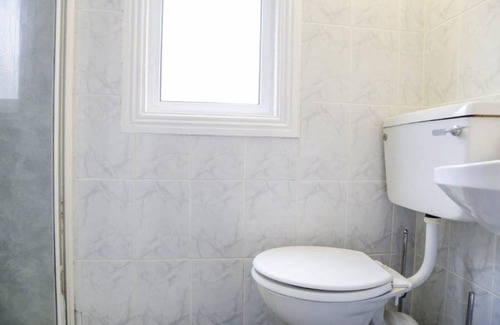 Broadstone Other | 85 m² Shared room ∙ 1 bedroom ∙ 2 guests