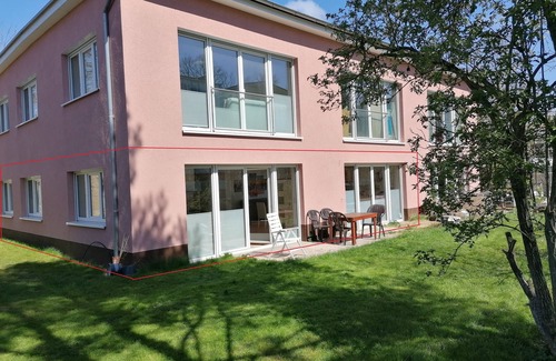 Stadtmitte Apartment | 85sqm 2-room apartment "Pauluste" with quiet garden/terrace and close to the city center