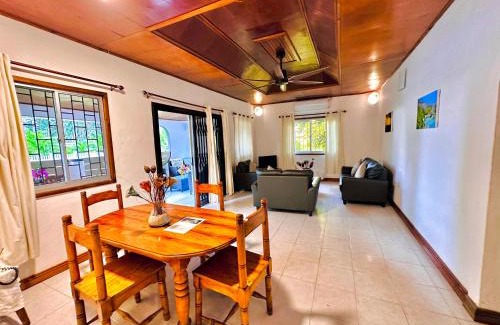 Anse La Mouche Ski Chalet | 88 Days Self Catering Holidays & Accomodation