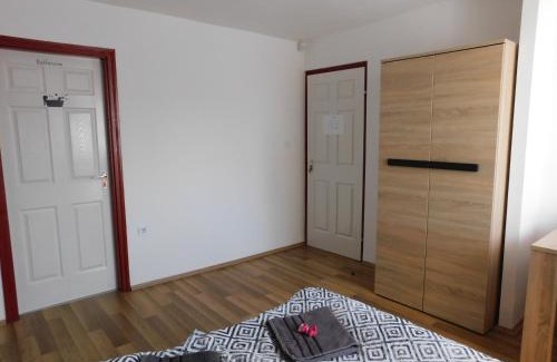 Lispeszentadorjan House | 8888 Vendégház
