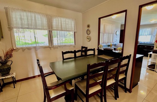 Roble House | 9-bedroom at the top of the mountains with WiFi/sport arenas/fireplace/hiking