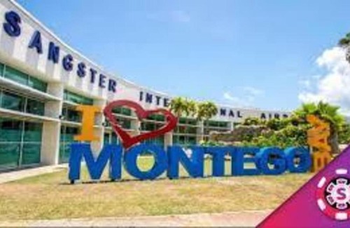 IronShore Estates Villa | 9 bed Villa Montego 10 minute walk to the Beach