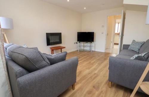 Newport House | 9 Bluebell Lane