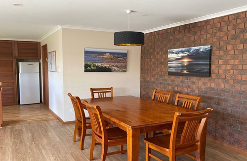 Pambula Beach House | 9 Culgoa Crescent, Pambula Beach