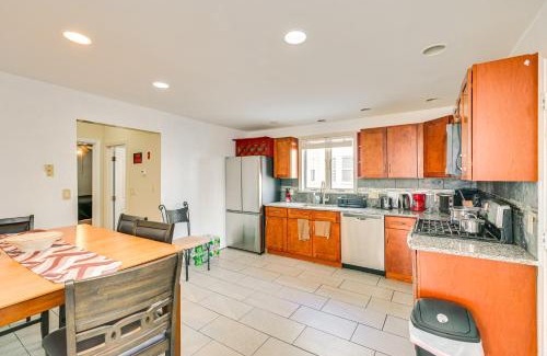 Malden Apartment | 9 Mi to Dtwn Boston Cozy Malden Apartment