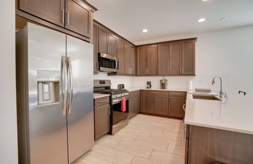 Estrella Village House | 9 Mi to State Farm Stadium: Pet-Friendly Home!