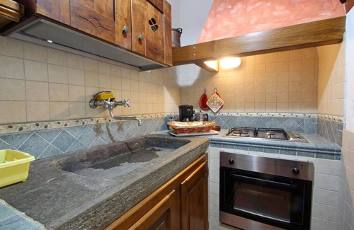 Camaiore House | 9 People - Private pool - private Garden